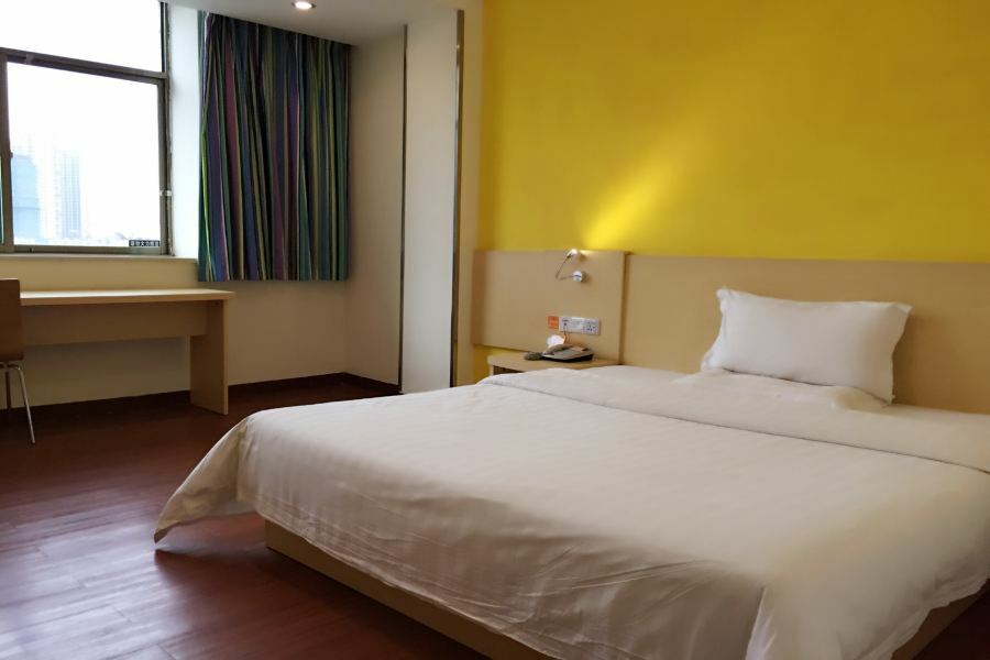 7Days Inn Heyuan Cultrual Palace Renren Le Zewnętrze zdjęcie